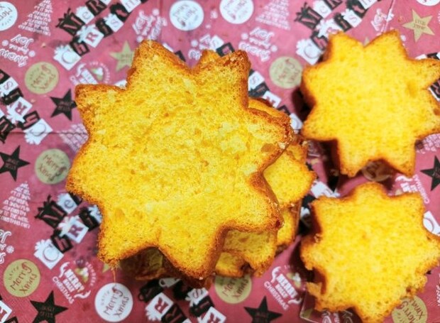 ベーカリー「DONQ（ドンク）」イタリア伝統発酵菓子「パンドーロ」・星型のカット2