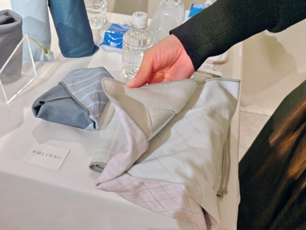 ライフソリューションブランド「KEYUCA」 2026年2月4日（水）2026年春の新作発表会」巻くだけ保冷クロス3