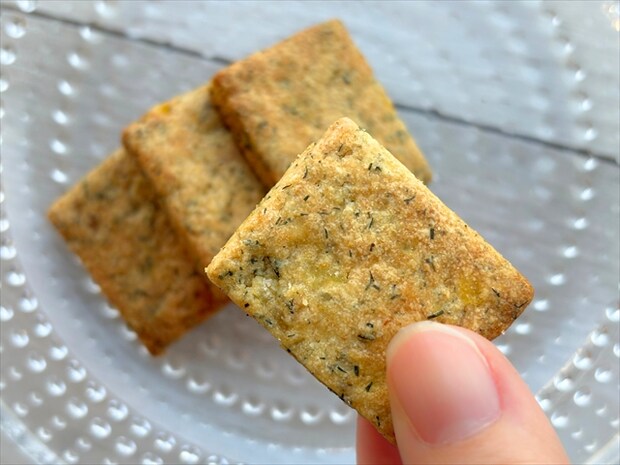 メロンとディルのチーズサブレ