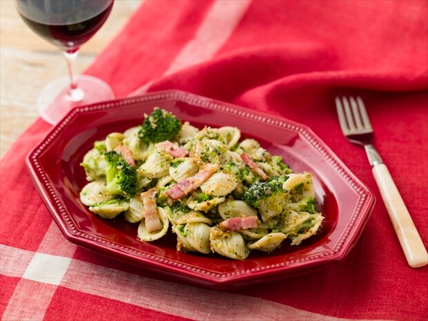 成城石井自家製 ブロッコリーと自家製ベーコンのオレキエッテ