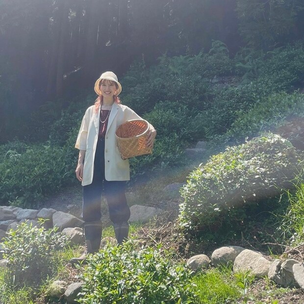 オーナー(安田丹)自ら日本各地の農家さんのもとへ<br /><br />