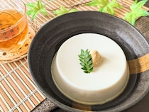 刺激的な味わいに中毒者が続出！？北海道で累計22万個販売のお豆腐が全国発売♪