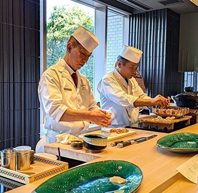 2大ブランド「銀座おのでら」「なだ万」が初コラボレーション! 江戸前鮨と日本料理の饗宴を体験|品川・新宿