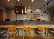 ≫お一人様歓迎！ カウンターで気軽に料理とお酒が楽しめる店5選｜東京