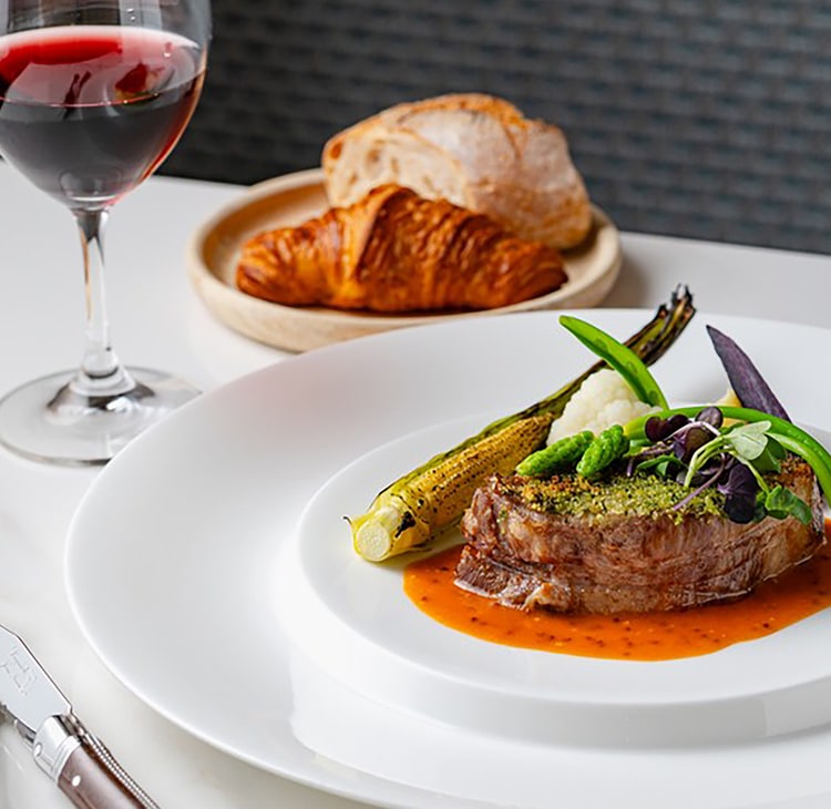 厳選したお酒とともに料理が楽しめるお店|東京