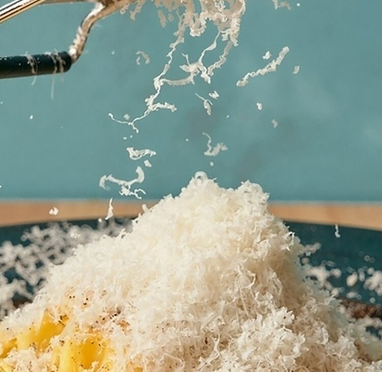 味はもちろん、ビジュアルも魅力的! 大阪市内でピザ・チーズ料理を楽しむお店5選|大阪