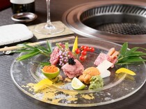 ≫特別な日の贅沢を！ 心斎橋のデートで訪れたいステーキ＆焼肉店｜大阪