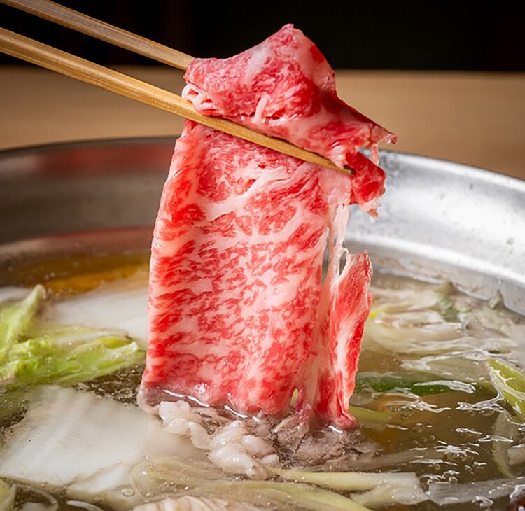 お手頃から贅沢コースまでラインナップ! しゃぶしゃぶ・すき焼きを楽しめるお店5選|東京