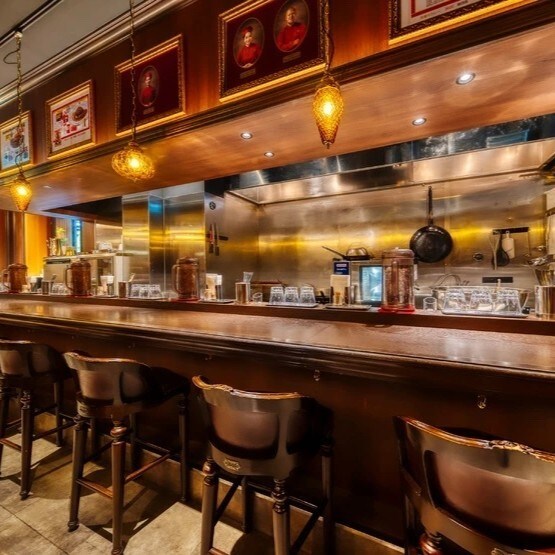 ［難波・心斎橋］ひとり飲みに最適なカウンターが魅力の店5選｜ミナミで気軽に使える人気の店