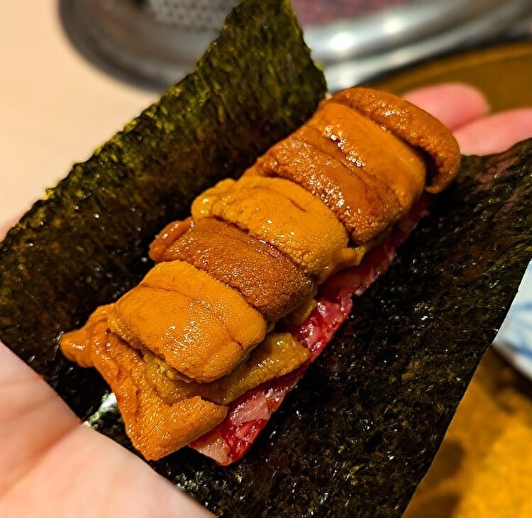 西麻布で体験する最高の焼肉【西麻布けんしろう】、完全予約制・全席個室で味わう和牛コースの魅力とは|西麻布