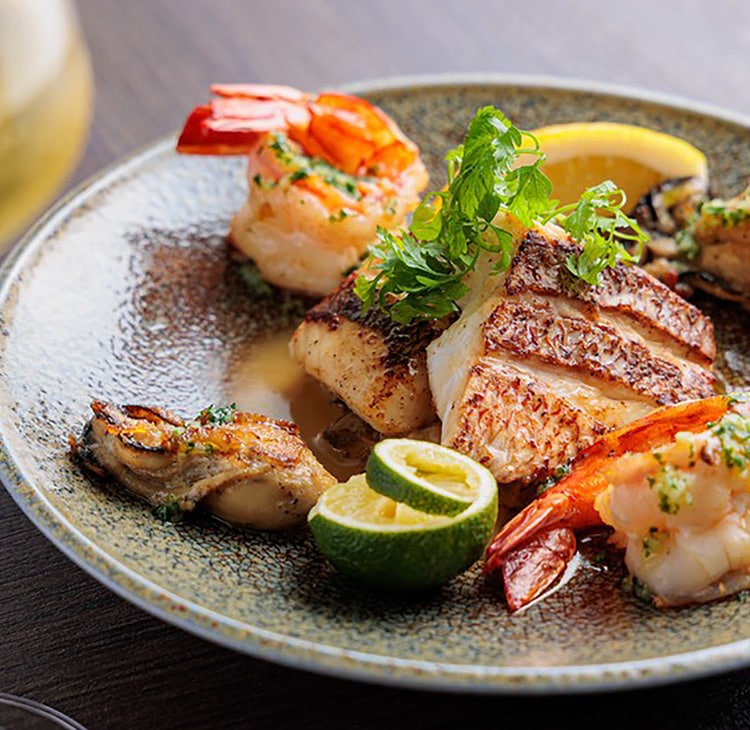 気取らないデートで使える！ 三宮のおいしくて居心地がいいお店5選｜神戸