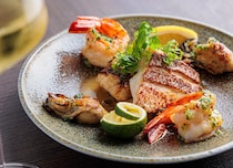 ≫気取らないデートで使える！ 三宮のおいしくて居心地がいいお店5選｜神戸