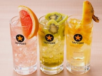 歌舞伎町でハイボールが199円！ サク飲み、宴会、ソロ飲みから「昼夜定食」まで楽しめる万能酒場｜【大衆酒場 きたぎん 新宿】