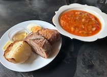 ≫「繁邦」 恵比寿｜パン好きならぜひ訪れてほしい、朝・昼・夜と楽しめる、ベーカリーカフェ＆レストラン