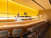 自分へのご褒美に。博多周辺で一人でも入りやすいカウンター鮨店