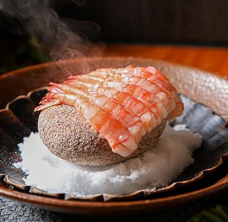 海鮮から薪火料理まで、北陸で出合う贅沢グルメのお店5選|福井・富山・石川