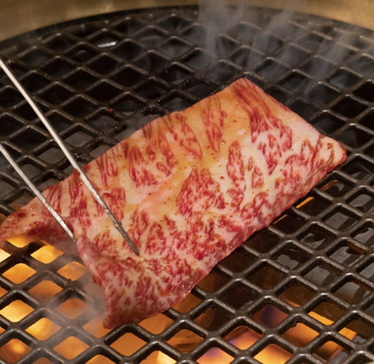博多・天神の一人焼肉5選! 肉を焼きたい夜に訪れたいカウンター席のある焼肉店