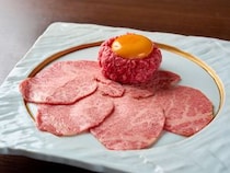 ≫「黒タン」を食べ比べ！ 新宿三丁目の隠れ家【黒タン焼肉 青木】