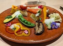 ≫薪火フレンチ【aeru】目白｜技法も人も体験も“あえる”。ここでしか出合えない、美味の景色へ。