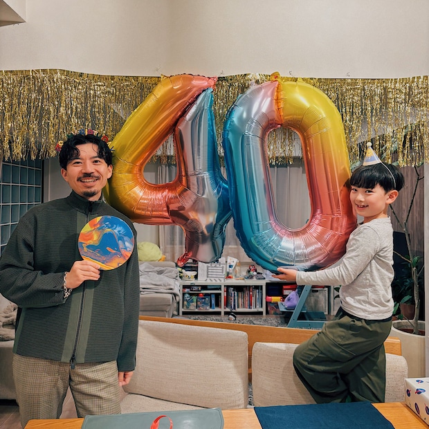 【手ぶらOK！】子どもが夢中！気軽に楽しめる『たらし込みアート』体験レポ。出来上がった作品は父ちゃんにプレゼント！