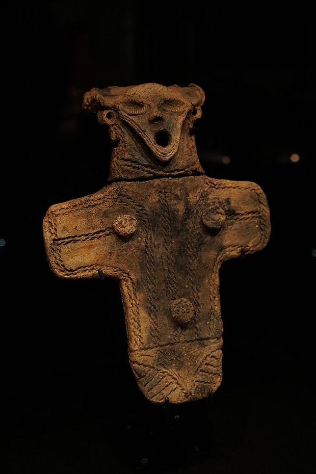 三内丸山遺跡　大型板状土偶