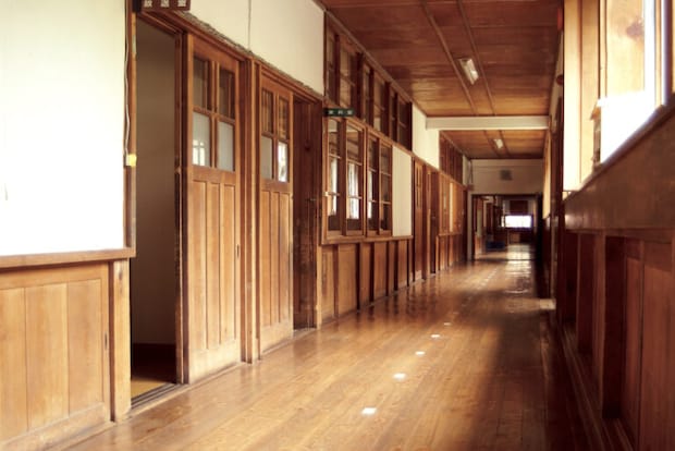 「みんなの学校」の舞台となる、旧湯屋小学校