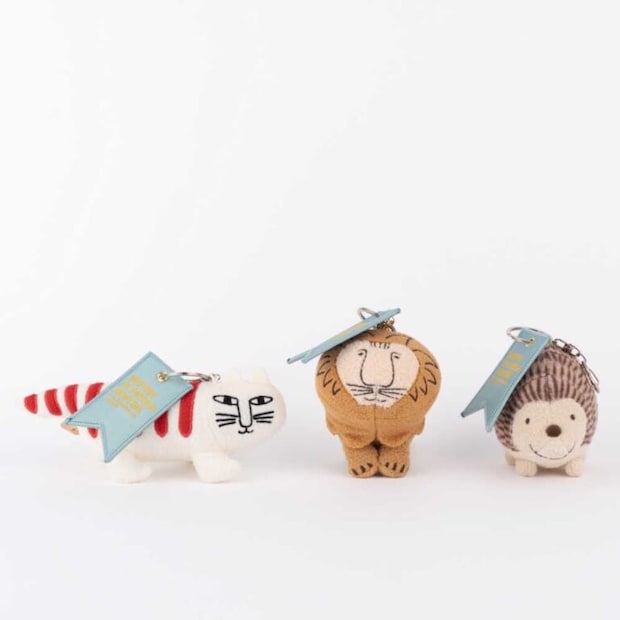 マイキー（左）、ライオン（中央）、はりねずみ（右）