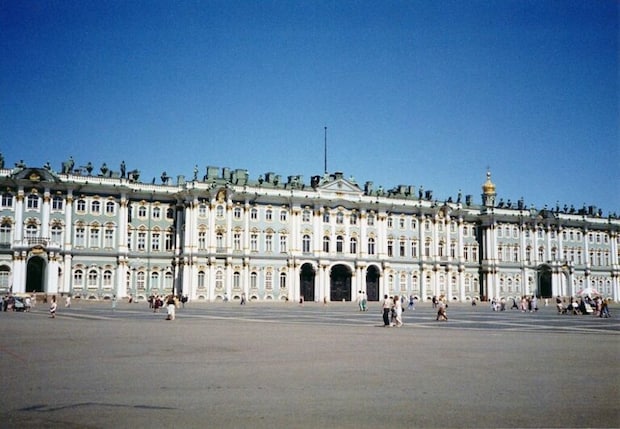 1024px-Hermitage,_Leningrad_(St._Petersburg)