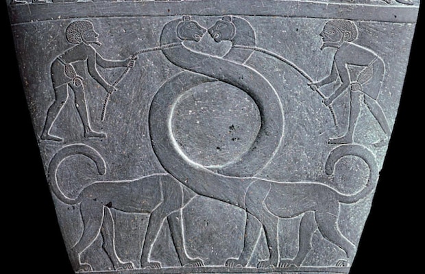 《ナルメルのパレット》表面、拡大図