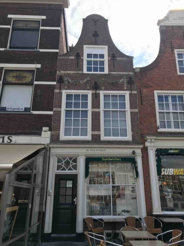 結婚後のフェルメールが暮らした家（2019年9月 筆者撮影）