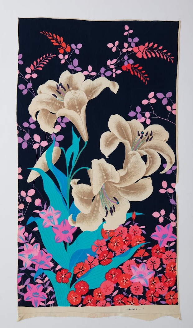 右近テキスタイル デザインハウス　テキスタイル「晩夏に咲く」　四季ファブリックハウス　1972年　森英恵事務所