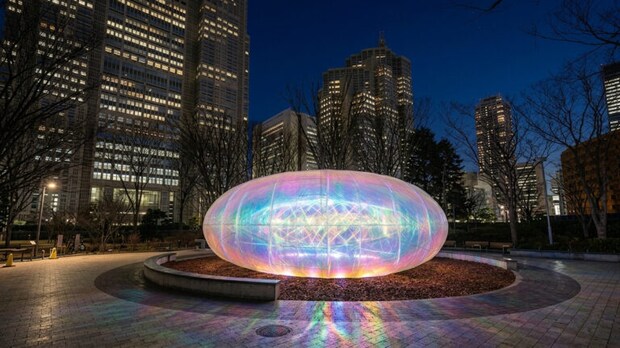 『INTER-WORLD/Cocooner: Apparent motion of celestial bodies』（Visible NATURE：花のもり）／奥中章人／日本