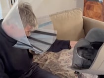 「ほら一緒だよ」手術後で不安な犬のために、お父さんがとった行動が優しすぎた♡