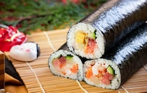 【2026年】恵方巻きの予約情報まとめ！コンビニ・スーパー・お寿司屋など人気店厳選！予約方法、期間は？