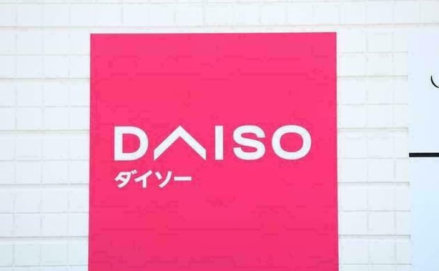ここまで揃う!【ダイソー】の「ひな祭りグッズ」!“ひな祭りオブジェ”が440円で完成♪定番お菓子も!