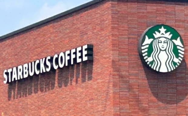 店員さんに聞いた！【スタバ】「ダークモカチップフラペチーノ®」のカスタムおすすめ3選！シトラス果肉で劇的変化♡