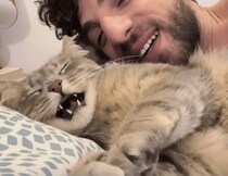 猫さんと会話ができてるー！ 可愛すぎるリアクション！