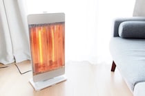 犬が亡くなるかもしれない『暖房機器』５選　思わぬ事故を引き起こすリスクや安全のためのチェック項目まで