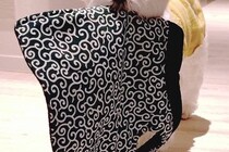 飼い主が泣いていることに気付いた犬→『寒いのかな』と勘違いして…思わず泣けてくる行動が19万表示「本当に優しい子」「一番の味方」と感動