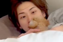 寝起きの息子に『内緒で飼った子犬』を見せた結果→想像以上のリアクションが幸せ過ぎると388万再生「優しさが滲み出てる」「ニヤけ止まらん」