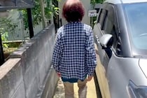 12年間ふたりきりで暮らしてきた母と犬→突然の入院で3ヶ月間も会えずに…涙が止まらない『退院の日』が174万再生「健気…」「愛感じた」