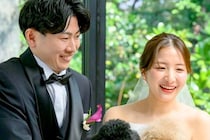 『同じマンション内での超近距離恋愛で…』犬を通じて出会った二人の男女→結婚式の様子が素敵すぎると話題「恋のキューピッド」「ドラマみたい」