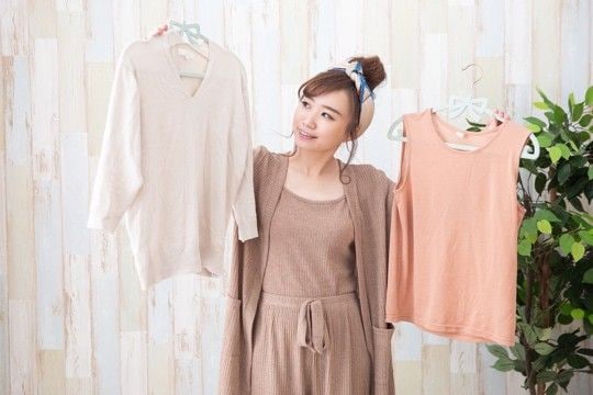 犬を散歩へ連れて行くときに『絶対NGな服』4選　避けるべき服装の特徴や選ぶ際のポイントまで
