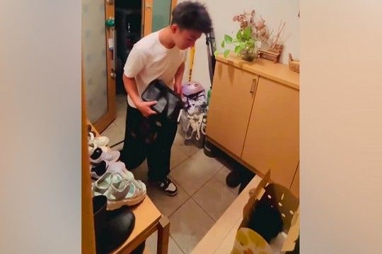 ずっと『犬が飼いたい』と言っていた思春期16歳の息子→内緒で飼った結果…帰宅した瞬間の『最高の反応』が39万再生「全てが幸せで溢れてる」