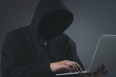 パソコンと犯罪者