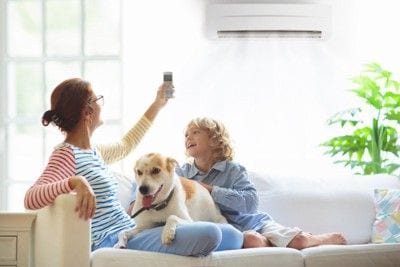 エアコンを調節する