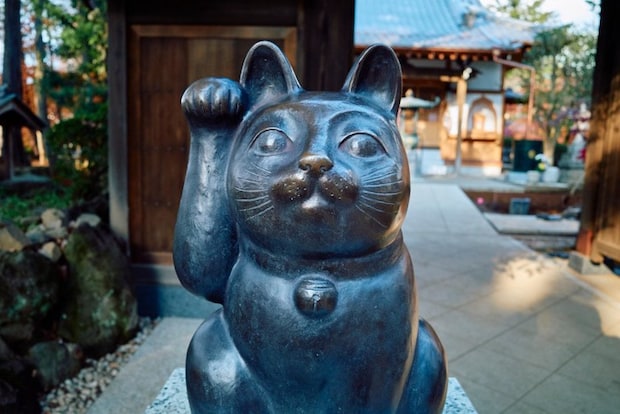 豪徳寺の招き猫