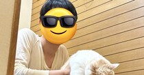 『お兄ちゃんに捕まった猫』の表情を見ると……絶望感が伝わってくる瞬間に３万いいね「この世の終わりみたいなｗ」「覚悟を決めた顔」