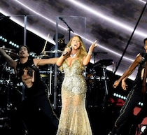 マライア・キャリー、故マイケル・ジャクソンとの“未発表デュエット曲”リリース願う