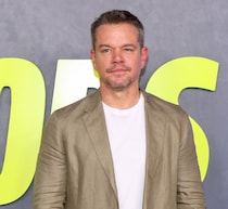 マット・デイモン、野球場客席で父の遺灰撒くも…「ピーナッツと一緒に掃除された」